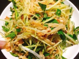 Gỏi xoài khô mực