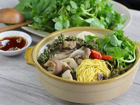 Lẩu bao tử hầm tiêu