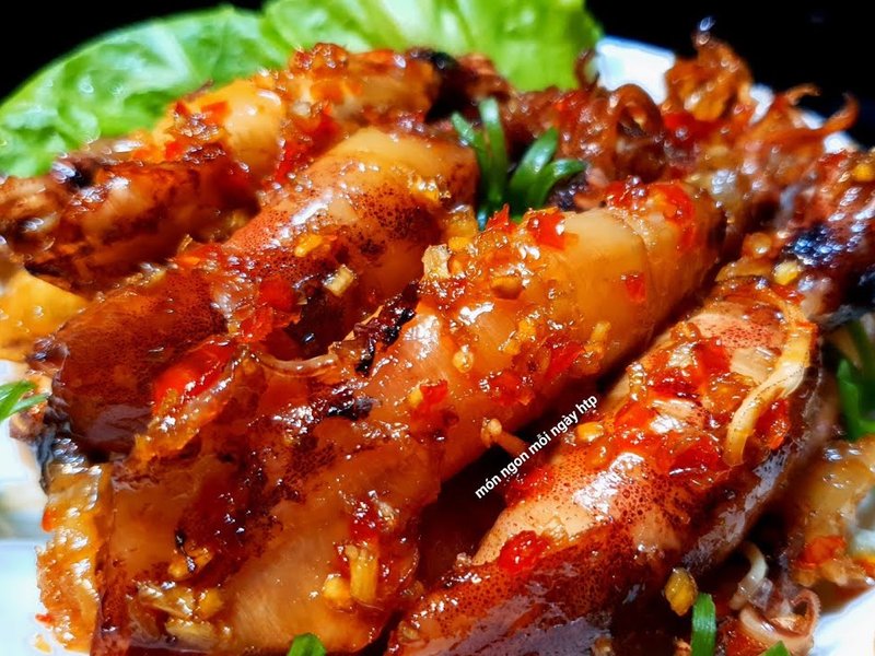 Mực trứng chiên nước mắm